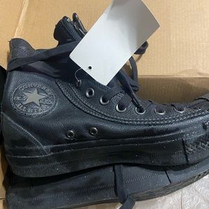 Mens 6.5 womens 8.5 soft leather converse combat boot VERY RARE!!!